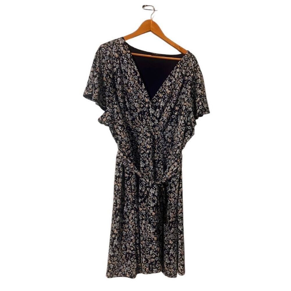 Lane Bryant Women's 26/28 Flutter Sleeve Dress Blue Paisley Microfloral Belted